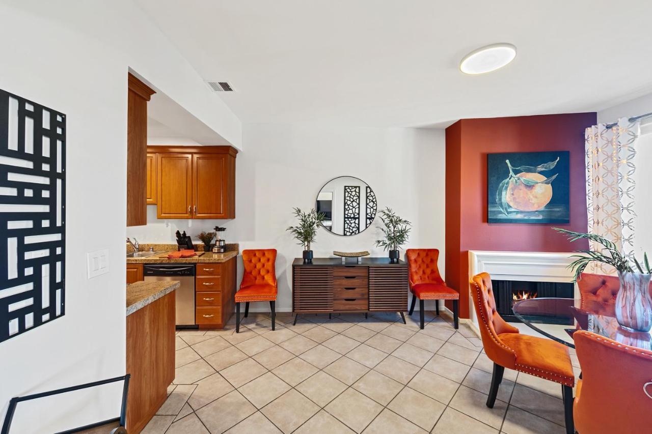 Beverly Hills 2 Bed 2 Bath Penthouse With Den And Parking 414 로스앤젤레스 외부 사진